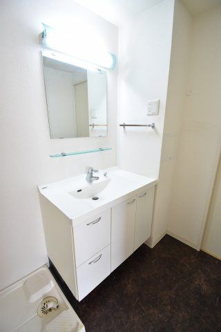 クレオキタホリエの洗面所