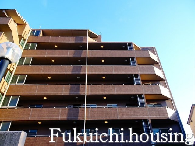 上北沢南パーク・ホームズの外観