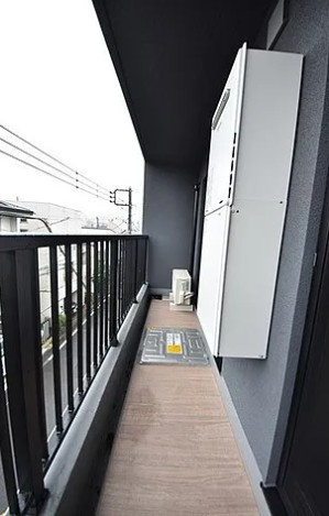 メモラ池袋のバルコニー