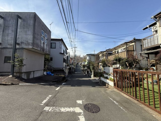 【前面道路含む現地写真】の画像
