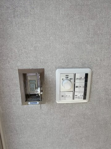 メルディアキューブ箕面牧落 Office & Garageの設備
