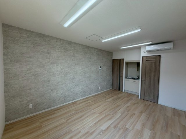 メルディアキューブ箕面牧落 Office & Garageの洋室|２階　事務所スペース