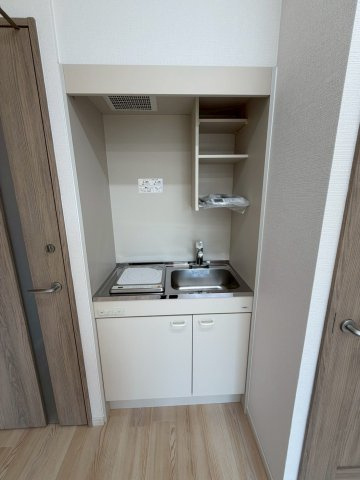 メルディアキューブ箕面牧落 Office & Garageのキッチン