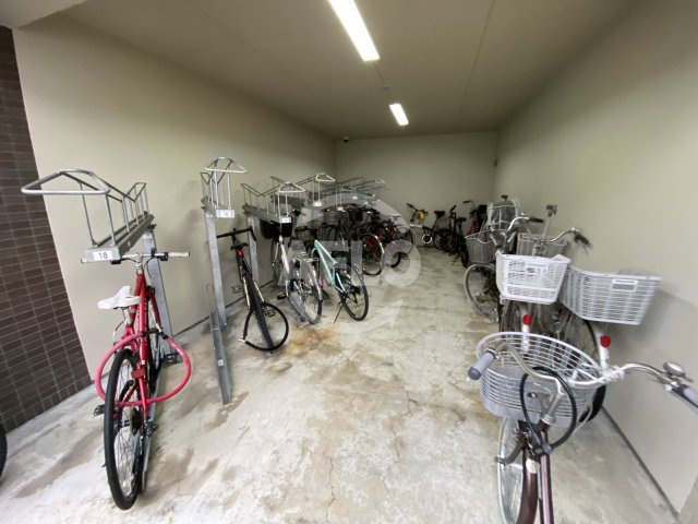 デセンテ北梅田　中津小学校区のその他共用部分|デセンテ北梅田　駐輪場