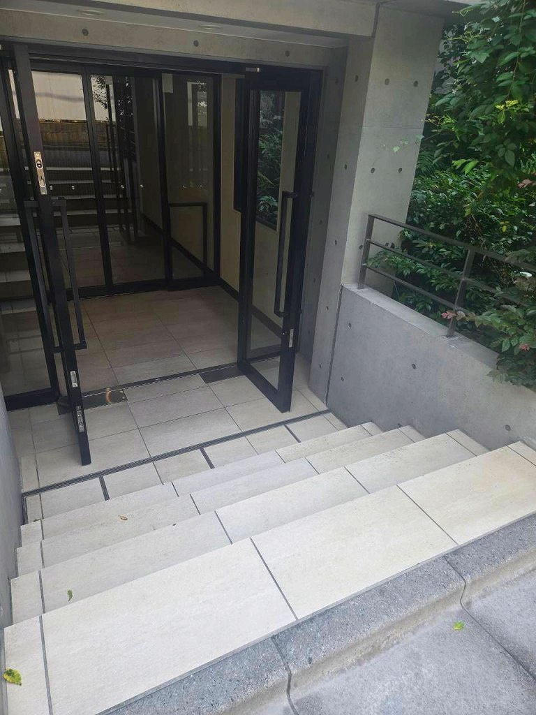Fika池袋のエントランス