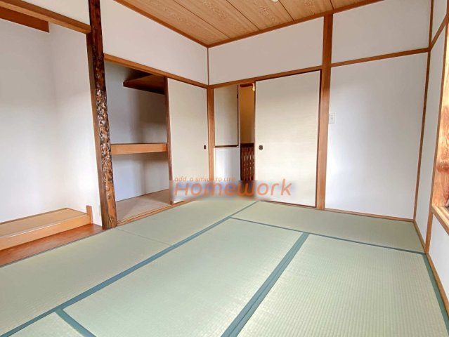 池永テラスハウスの和室|柔らかい畳が心地よい和室