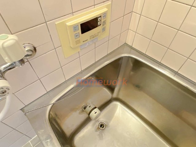池永テラスハウスの浴室|お風呂で日々の疲れを落としましょう