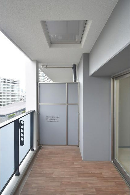 大阪市浪速区敷津東１丁目の賃貸マンションのバルコニー