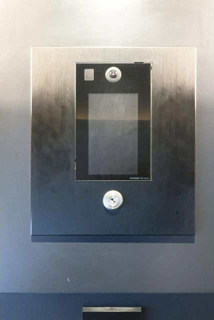 大阪市浪速区敷津東１丁目の賃貸マンションのセキュリティ