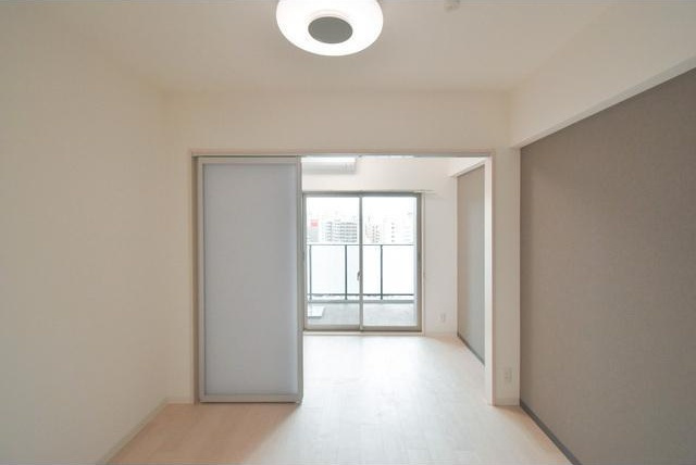 大阪市浪速区敷津東１丁目の賃貸マンションの居間・リビング