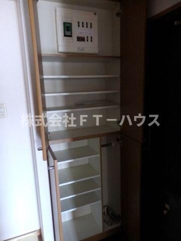 ＣＢレジデンス行徳(F-038)の収納