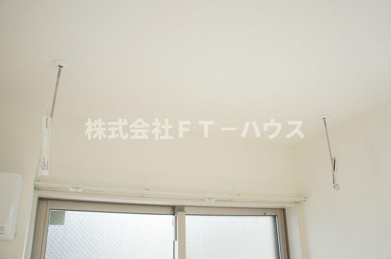 リブリ・ニスカルの設備