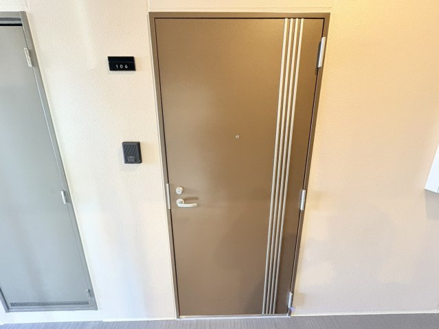 リベール大津の玄関