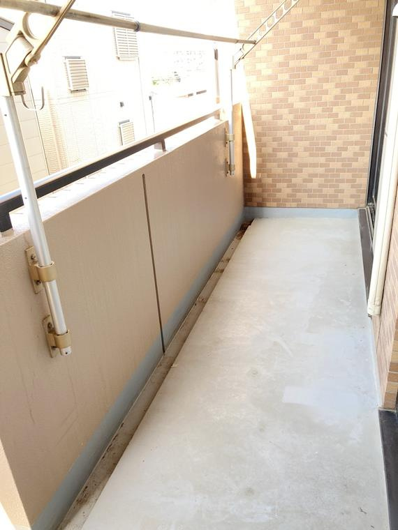 東浦和第３サニーコートのバルコニー
