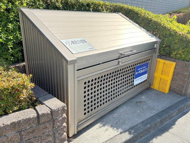 サンステップのその他共用部分|★敷地内ゴミストッカー★