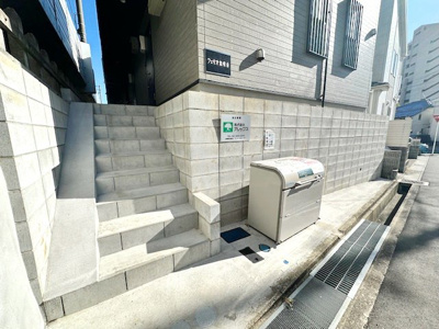 【エントランス】フェリオ松飛台