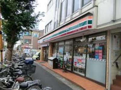 セブンイレブン船橋二和向台駅前店 880m