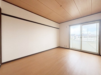 ＴＳＵＴＡＹＡ 1422m