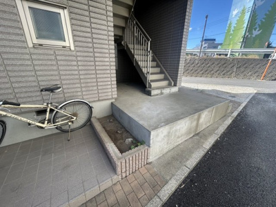 【エントランス】メゾンSHIZU