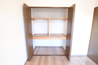 収納が多いお部屋です！