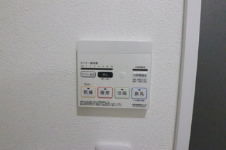 浴室乾燥機付きです