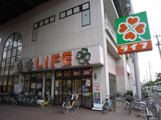 ライフ北赤羽店 493m