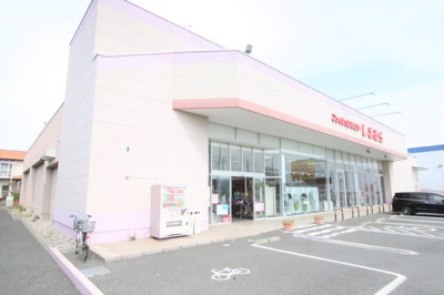 ファッションセンターしまむら八幡店まで850ｍ