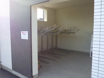 自転車置き場も用意しています。