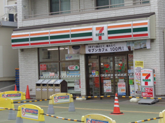 コンビニ