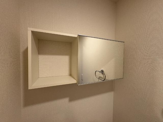 仮）足利市朝倉町新築アパートの収納|トイレ収納（イメージ）