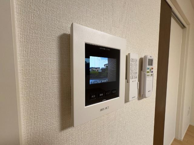 仮）足利市朝倉町新築アパートの内装|カメラ付インターホン（イメージ）