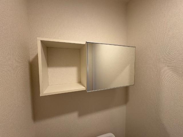 仮）足利市朝倉町新築アパートのトイレ|トイレ収納（イメージ）