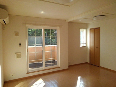 【居間・リビング】 | アンプリアル