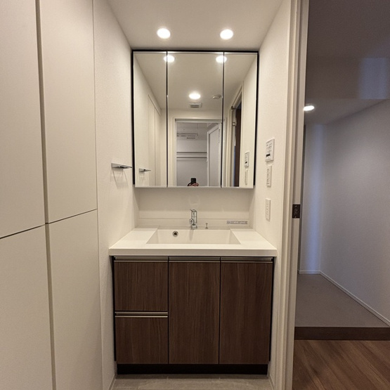 【洗面所】 | パークアクシス品川天王洲アイル | ※写真は同タイプ住戸です。