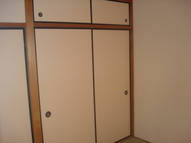 メゾン平成のその他|押入（イメージ）