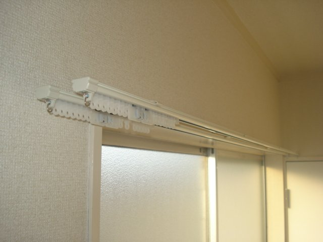 メゾン平成のその他|カーテンレール（イメージ）