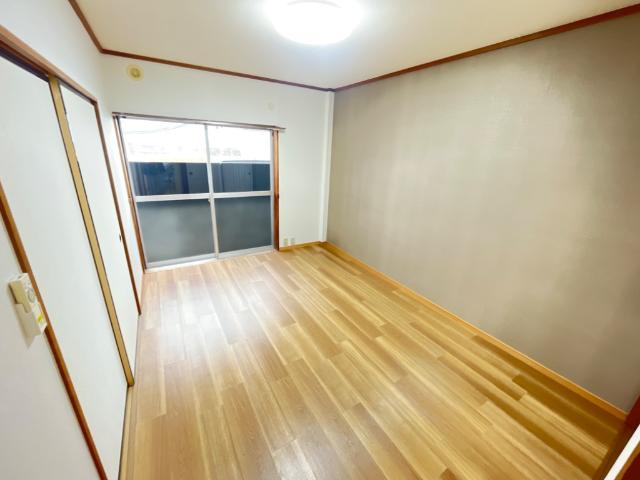 グリーンハイツの内装|洋室