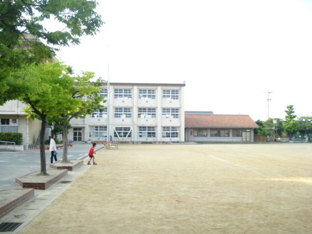 グリーンハイツの周辺|一宮市立開明小学校まで1,798ｍ