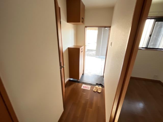 ピュア　コンフォートの内装|廊下