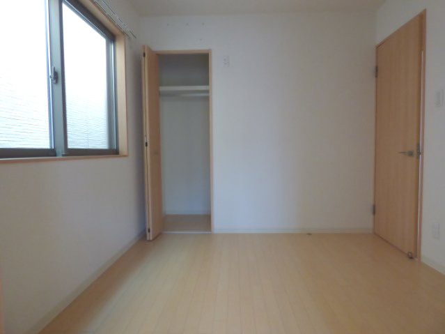 エルフィー南川の子供部屋|2階中洋室です