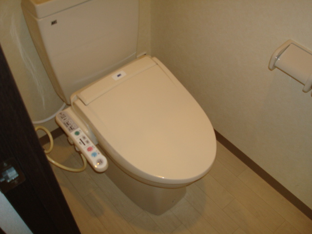 クレセント　ムーンのトイレ|シャワー付トイレ