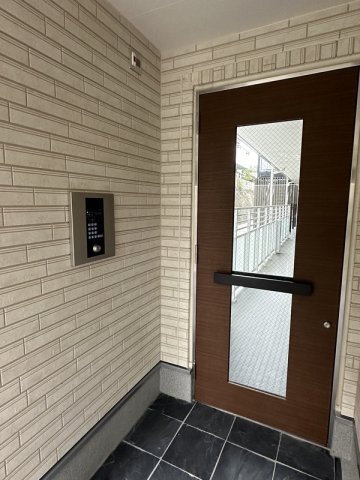 ヴィラ南大沢のその他|オートロックドア