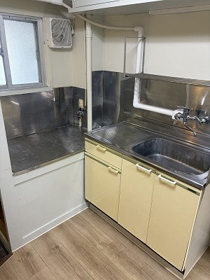 有弘マンションのキッチン