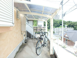屋根付き駐輪場