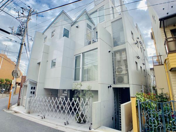 ビーワンの外観