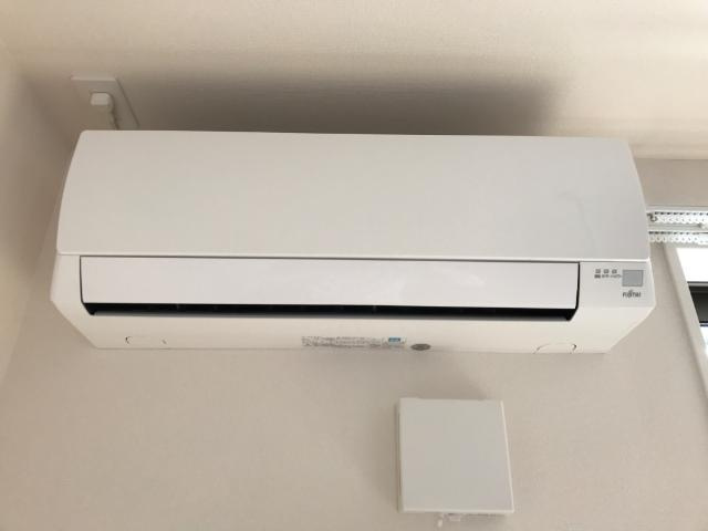 パイン　メルヴェージュの設備|エアコン