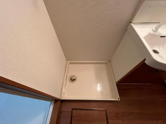 ロイヤルハイツのその他|洗濯機置き場