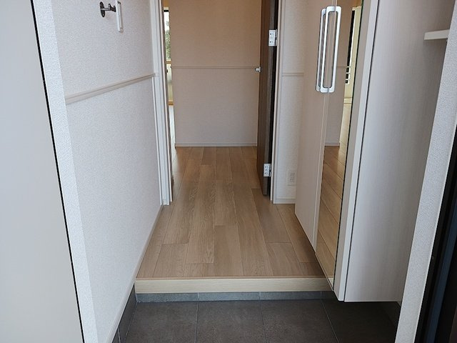 ビレッジ　ハイマウンテン　Ｂの玄関