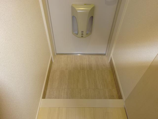ルミナス西の土居の玄関|玄関