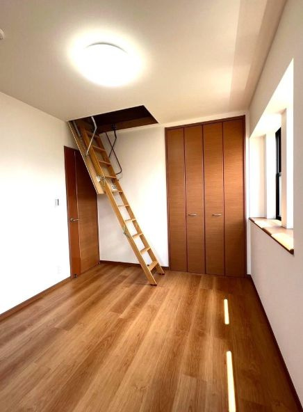 平塚市南金目　中古戸建の洋室|個人の部屋や寝室として使える洋室です